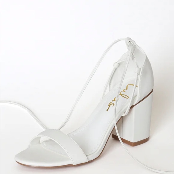 Brand new white heels - Picture 2 of 2